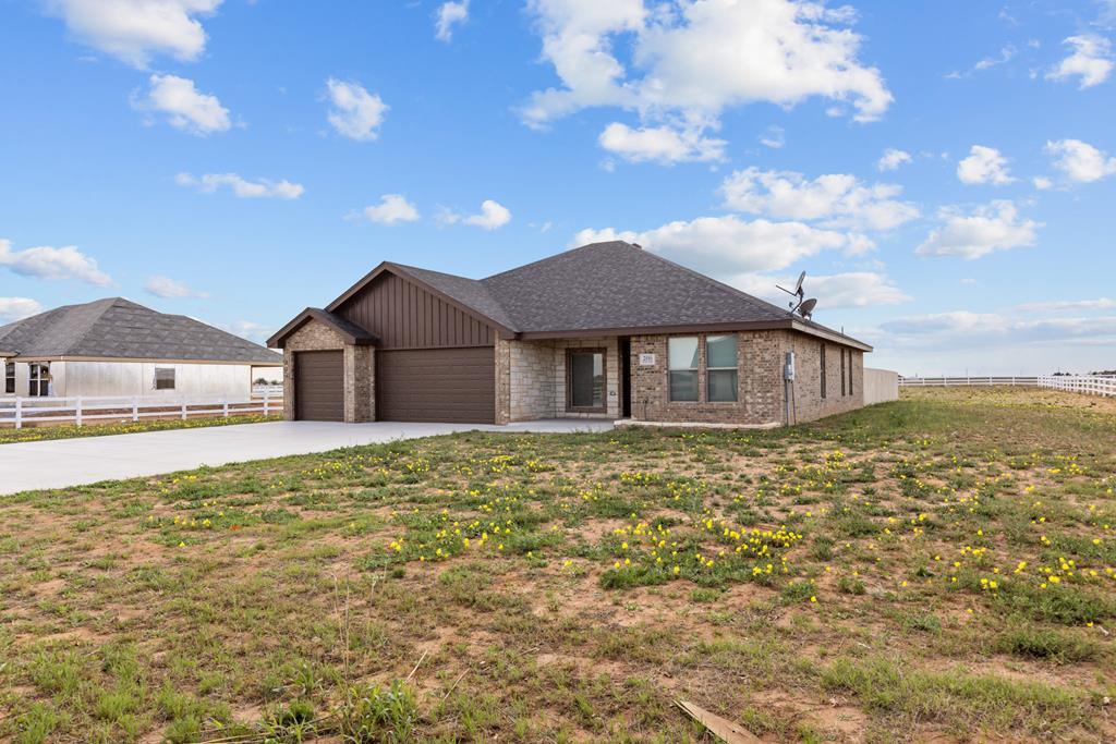 2110 County Rd 1055, Midland