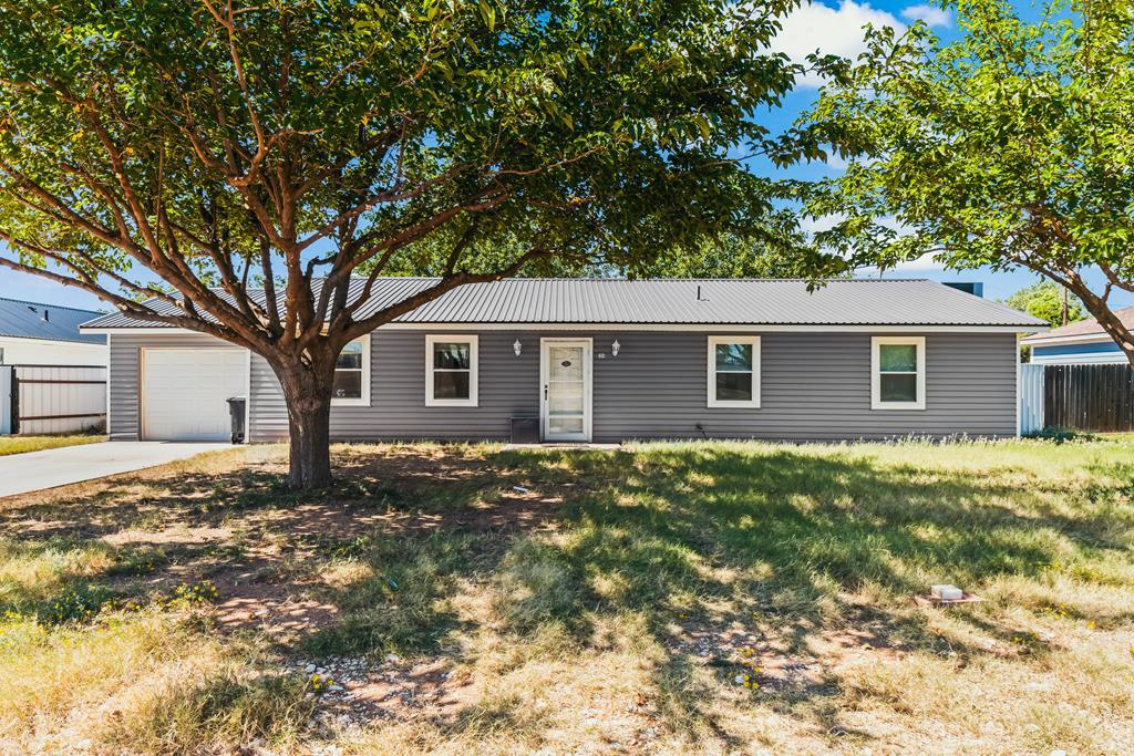 304 16th St, Seminole