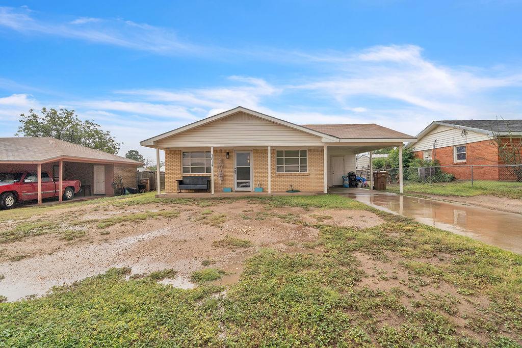 3614 Hamilton, Big Spring