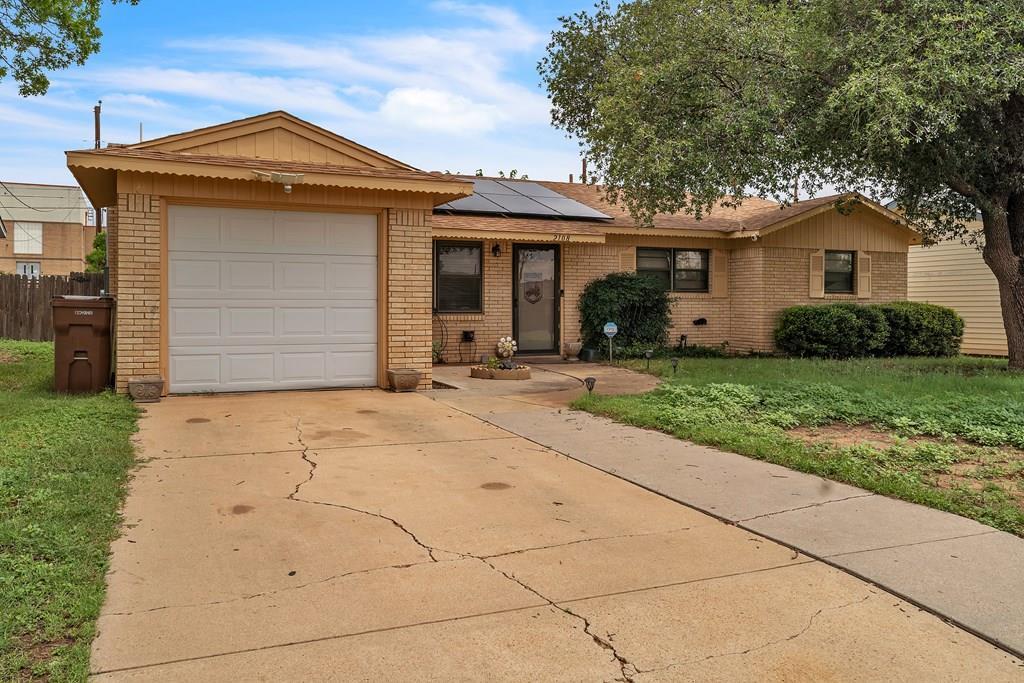 2108 Cecilia, Big Spring