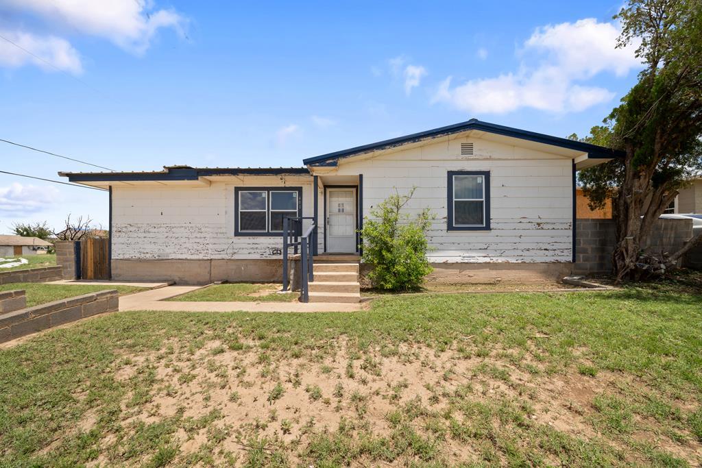 601 Caylor Dr, Big Spring