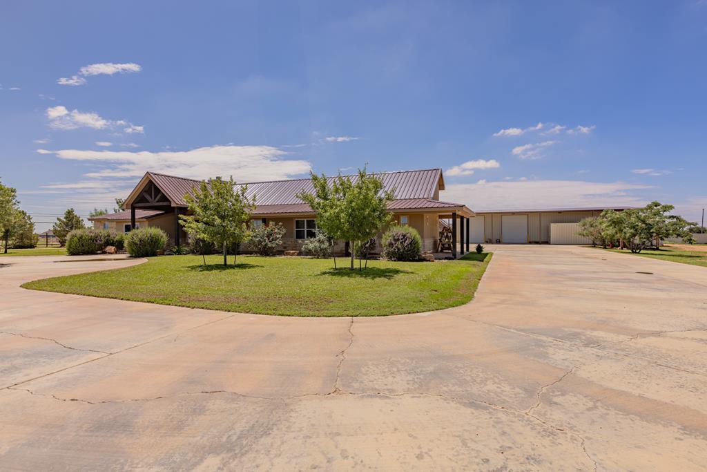 6811 Elkins Rd, Midland