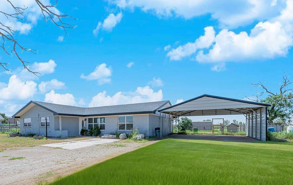 9103 County Rd 160, Midland