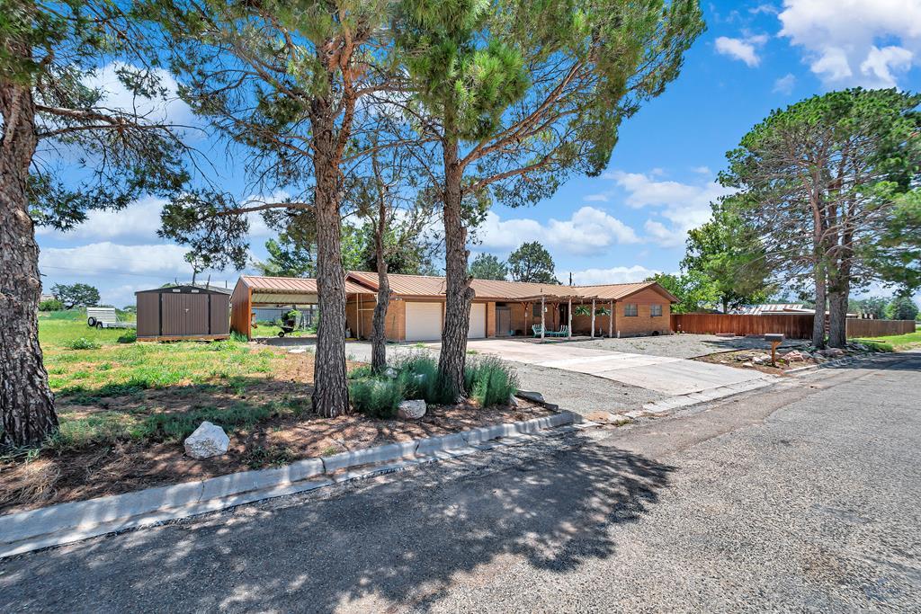 104 Heaton Road, Big Spring