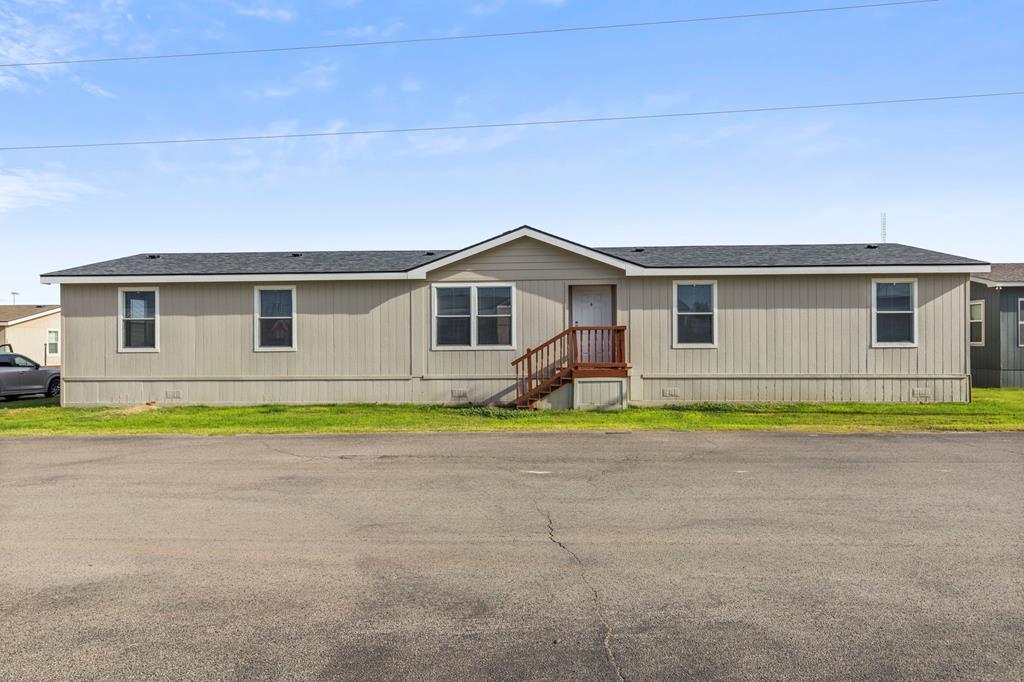 1320 Fairgrounds Rd, Midland