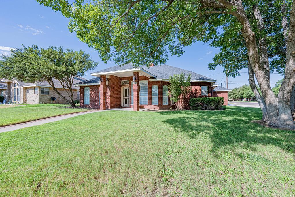 4905 Whitman Dr, Midland