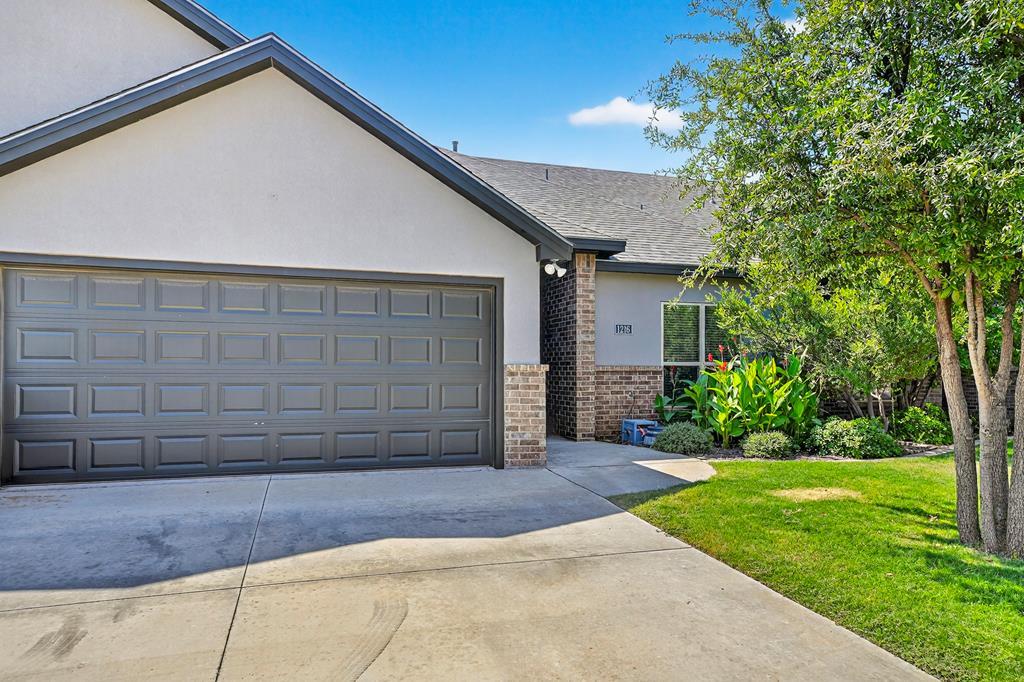 1216 Cedar Creek, Midland