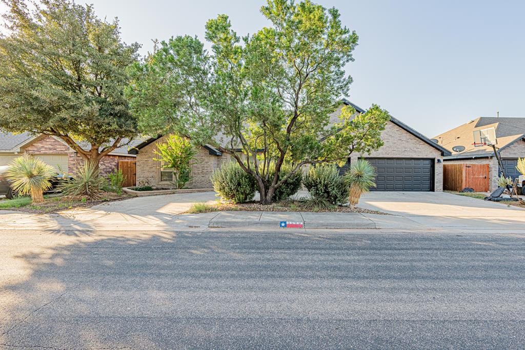 5909 Oak Creek, Midland