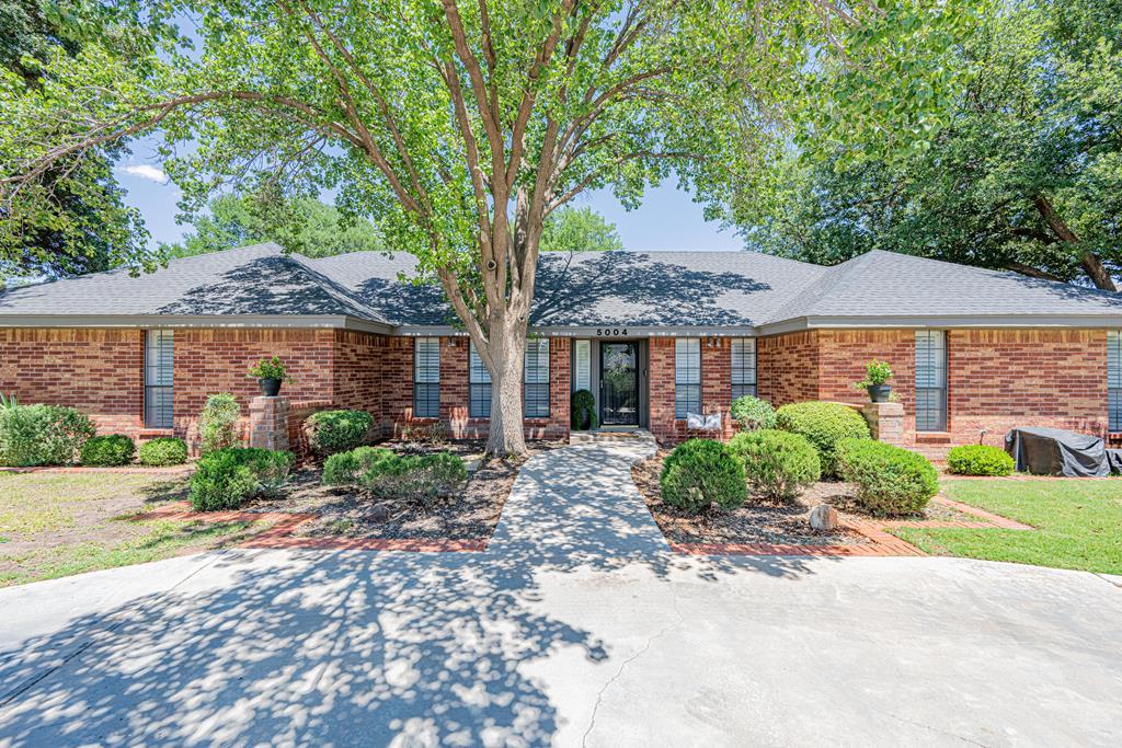 5004 Los Alamitos Dr, Midland