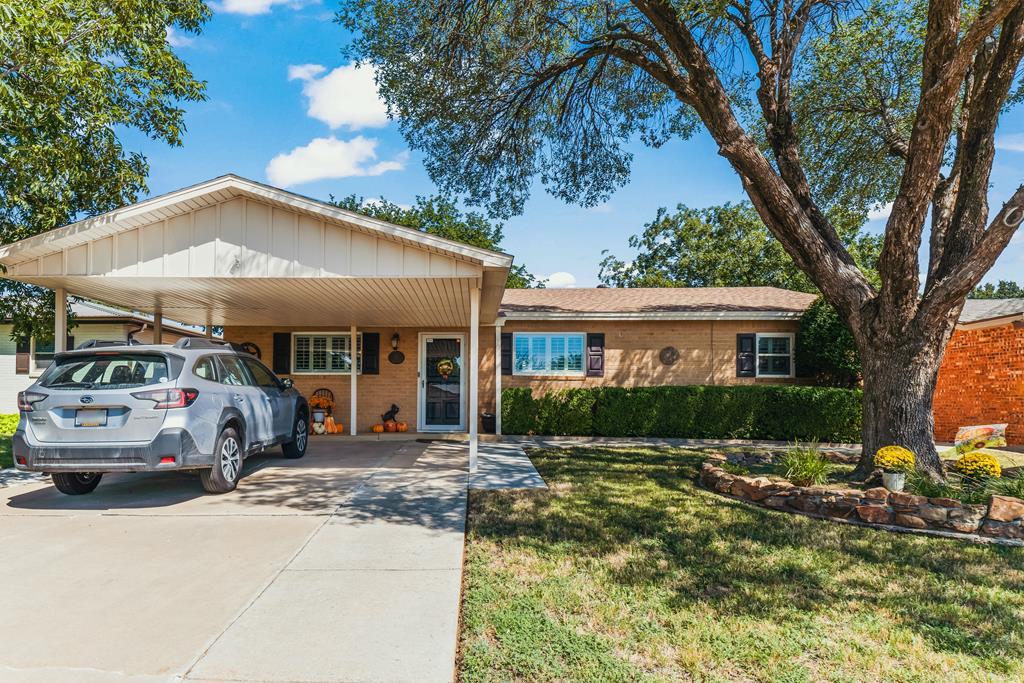 203 17th St, Seminole