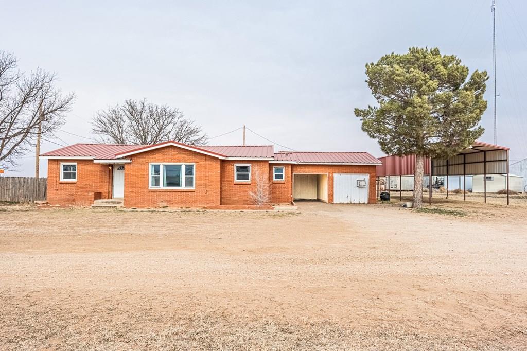 1204 Tinker St., Seagraves