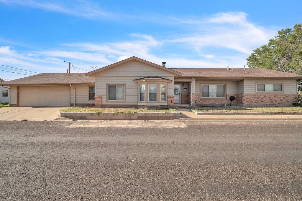 100 Carpenter, Stanton