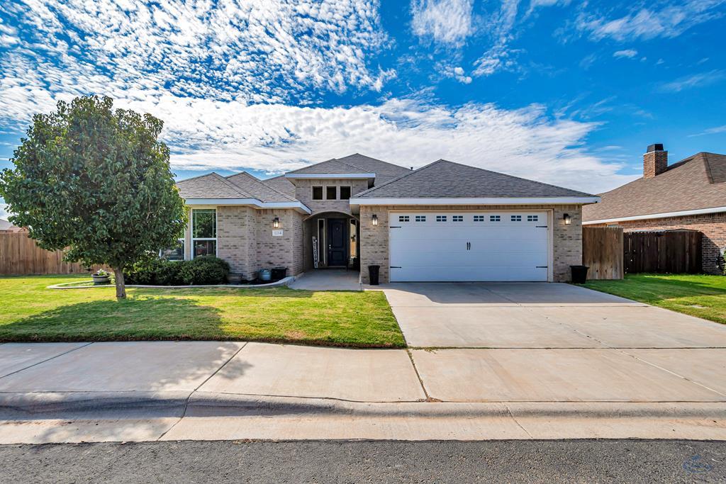 1214 Daybreak Way, Midland