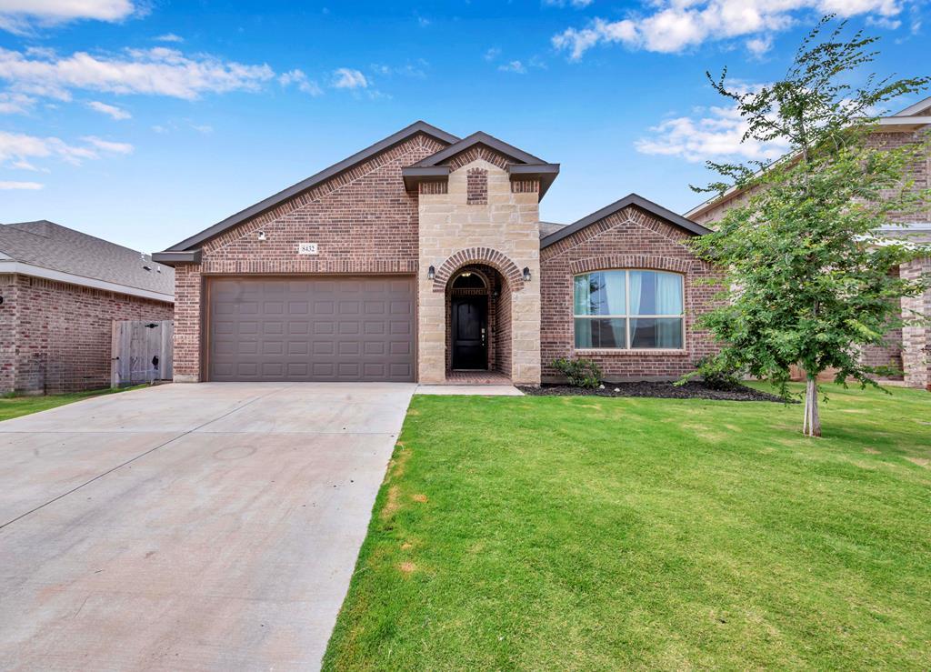 8432 County Rd 114, Midland