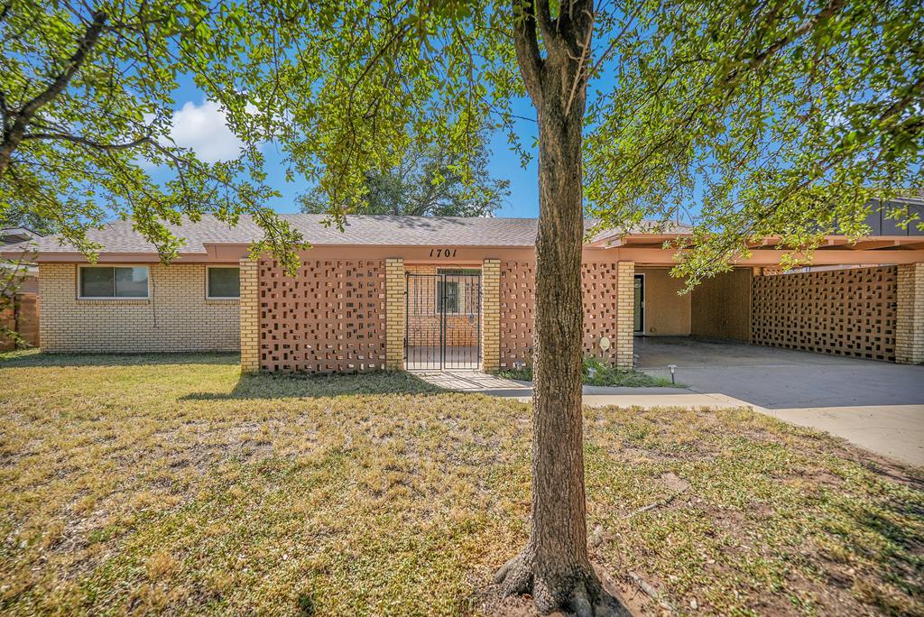 1701 Haywood Ave, Odessa