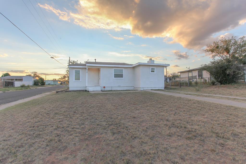 1108 Stanford, Big Spring