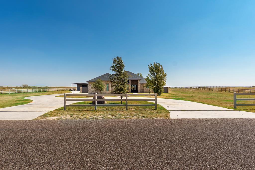 2413 County Rd 1046, Midland