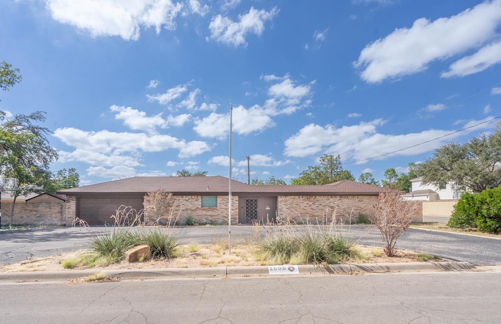 2609 Mcclintic St, Midland