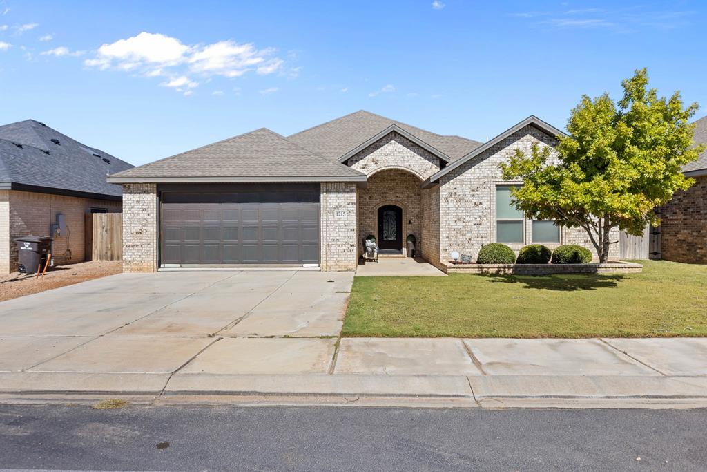 1215 Burgandy Dr, Midland