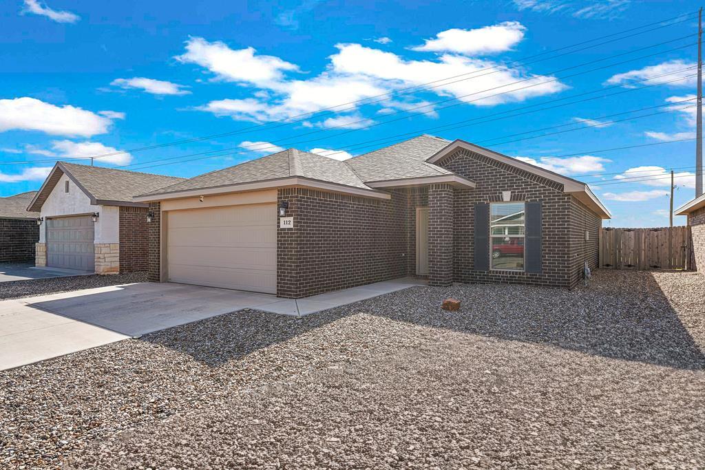 112 Pioneer Cir, Midland