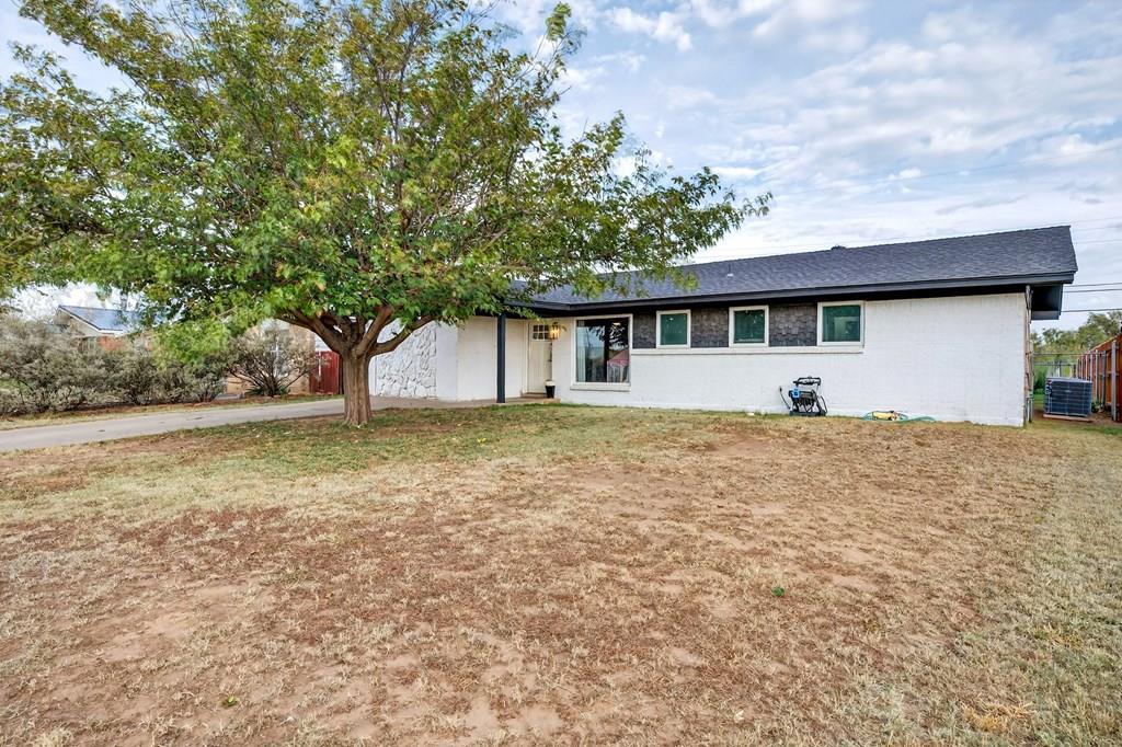 2506 Carleton Dr, Big Spring