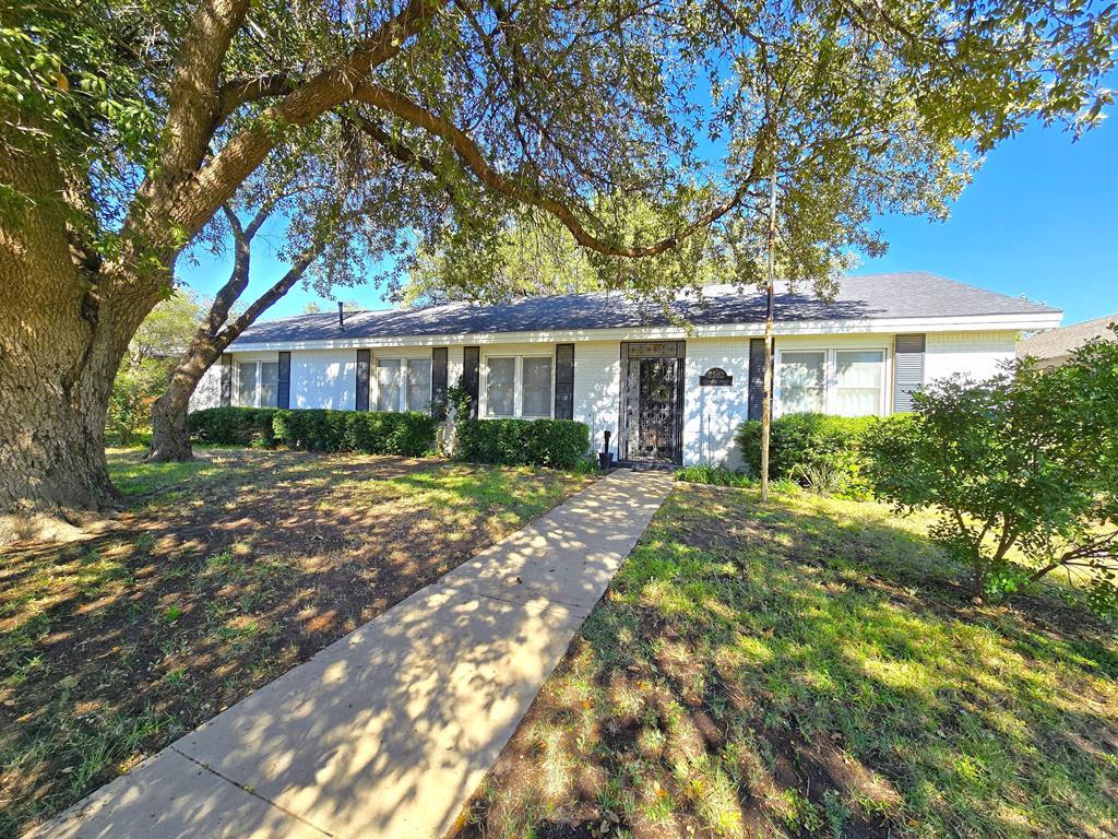 2502 Goddard Dr, Midland