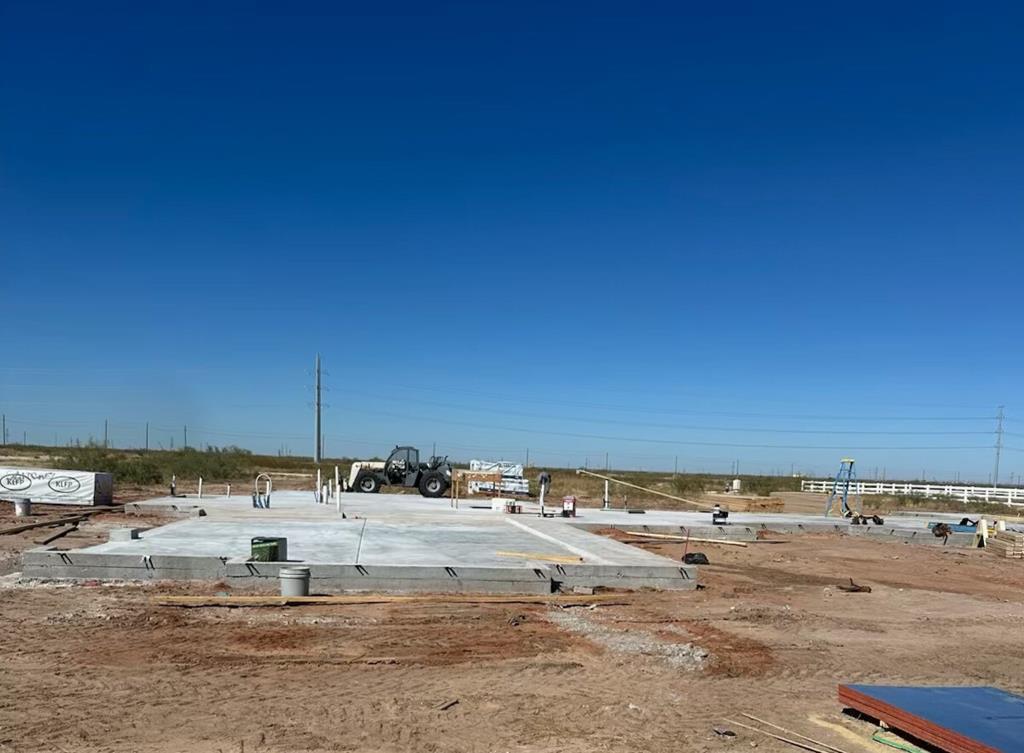 7220 County Rd 42, Midland