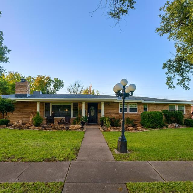 2705 35th St, Snyder