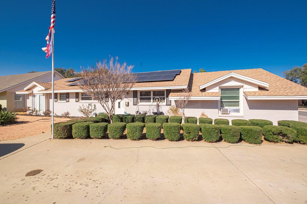 2300 Golf Course Rd, Midland