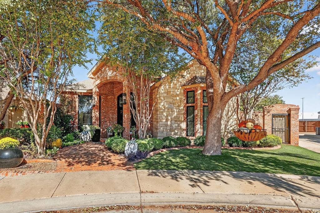 3312 Wrigley, Midland