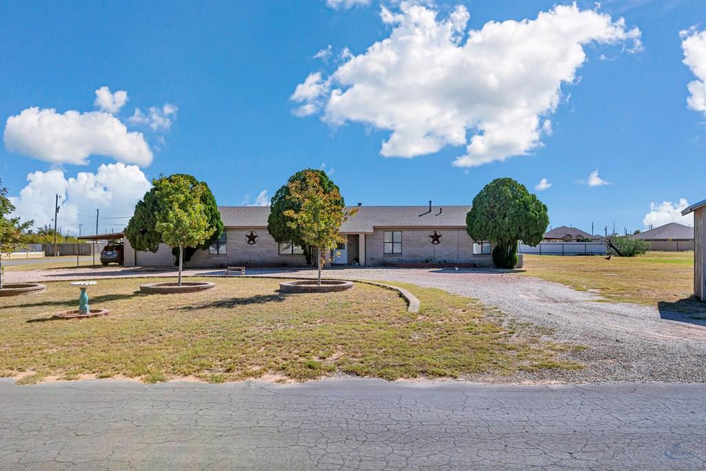 1606 Navajo Drive, Midland