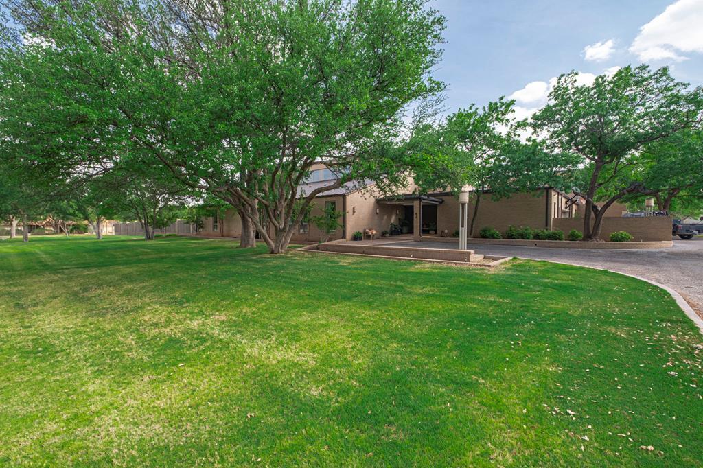 2,3 Churchill Way, Midland