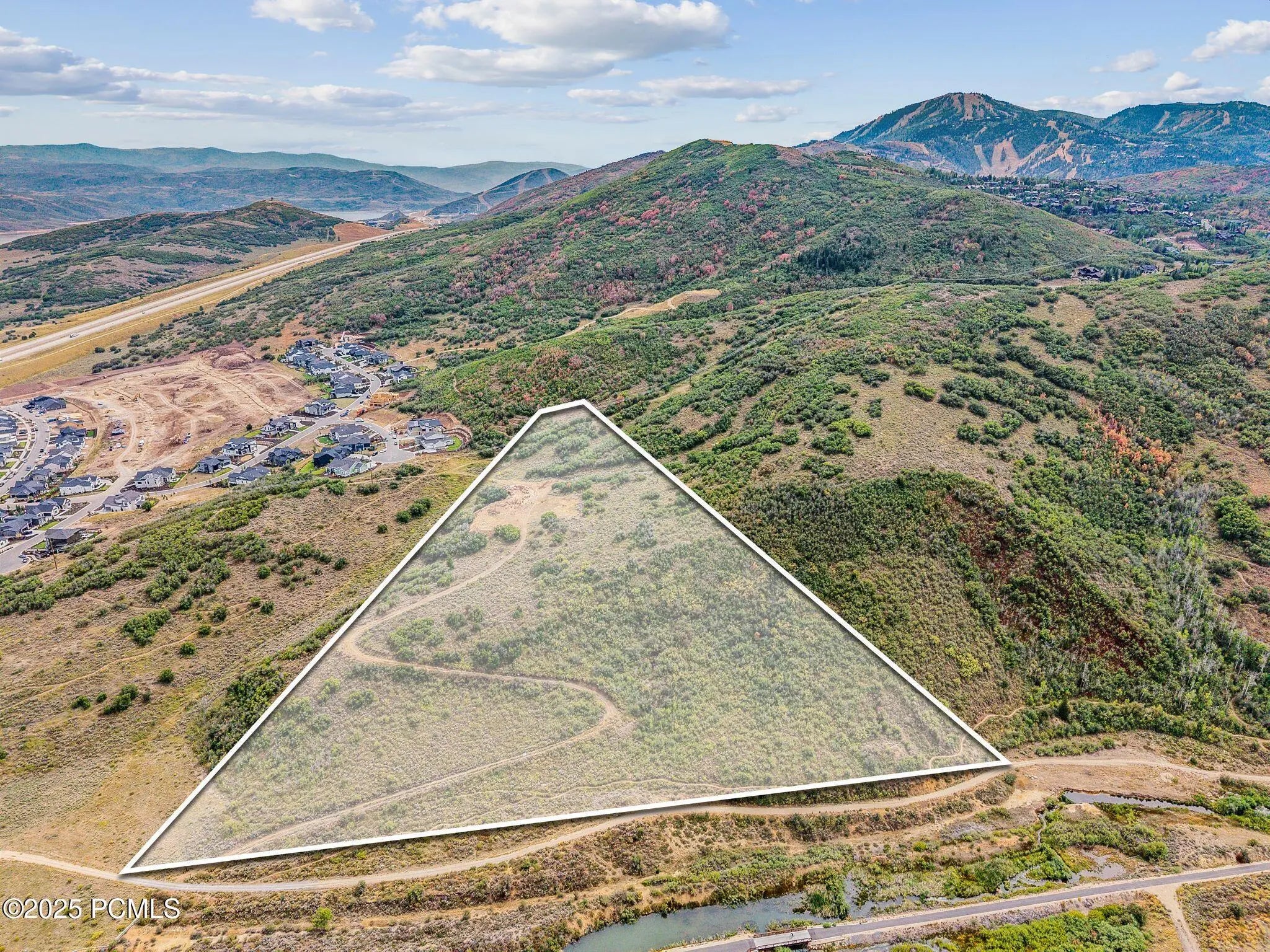 Photo of Listing #12402847