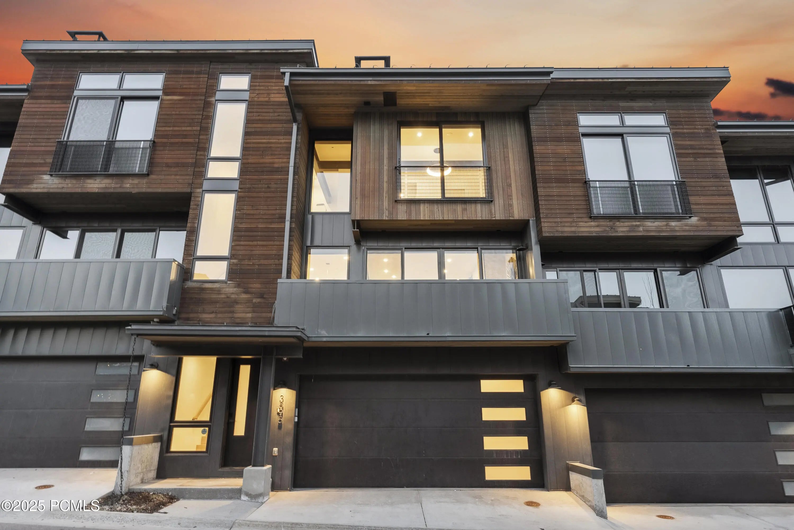 Photo of Listing #12501526