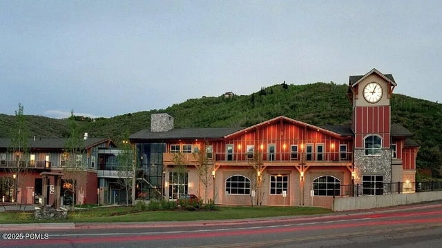1790 Bonanza Drive 235, Park City