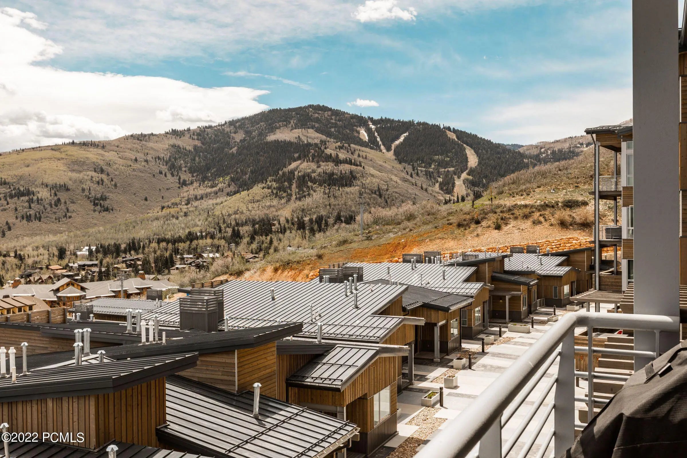 Photo of Listing #12501113