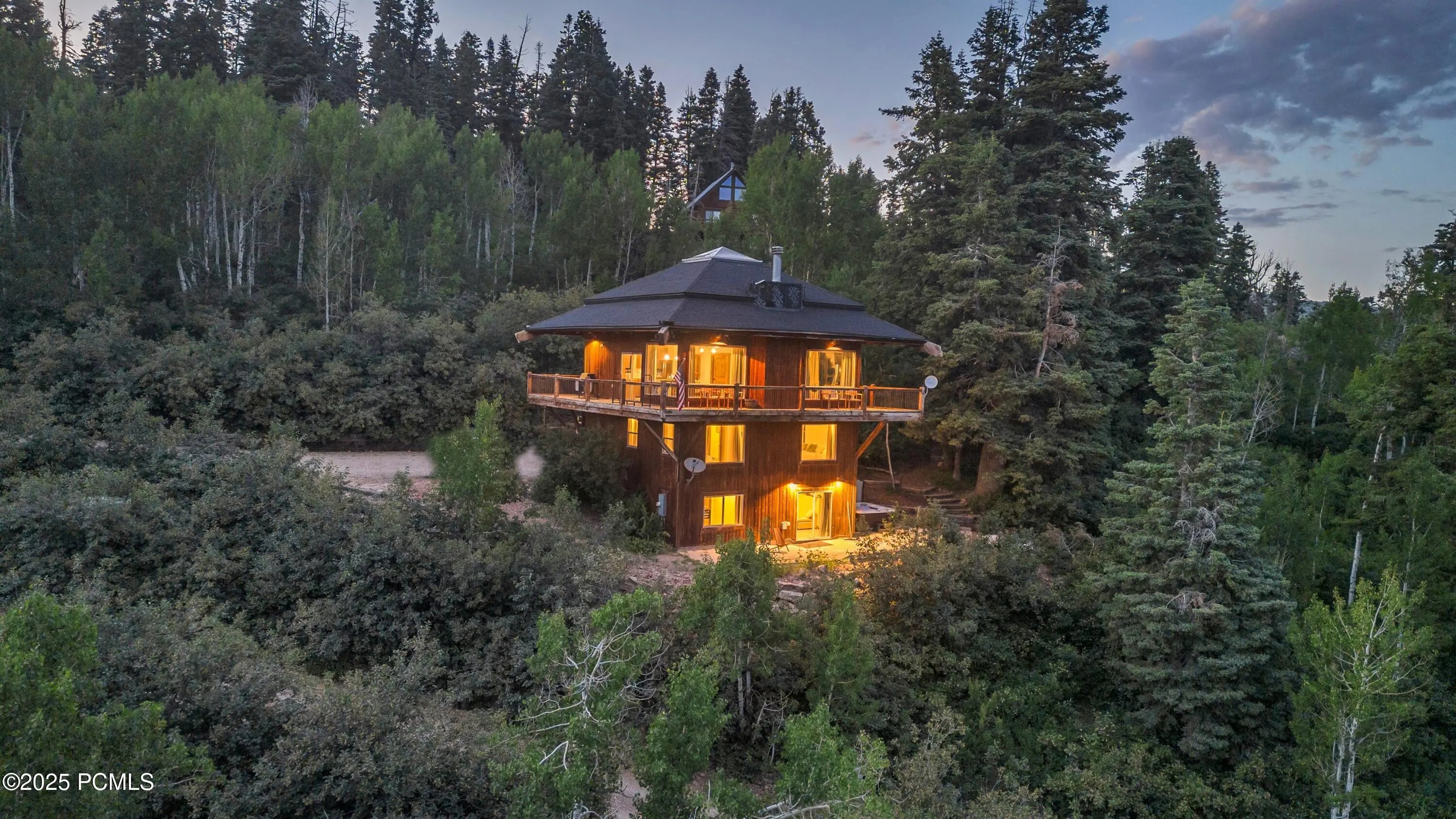 Photo of Listing #12501204