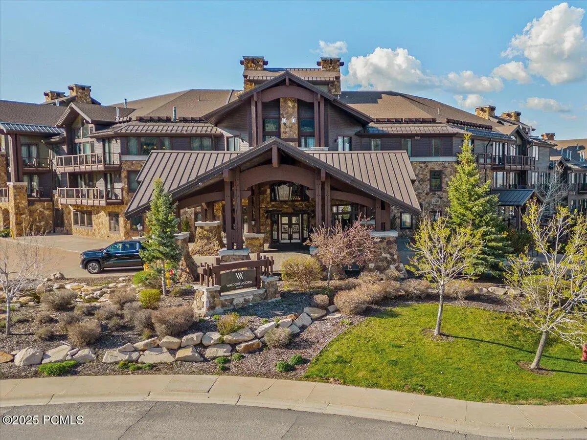 Photo of Listing #12502038