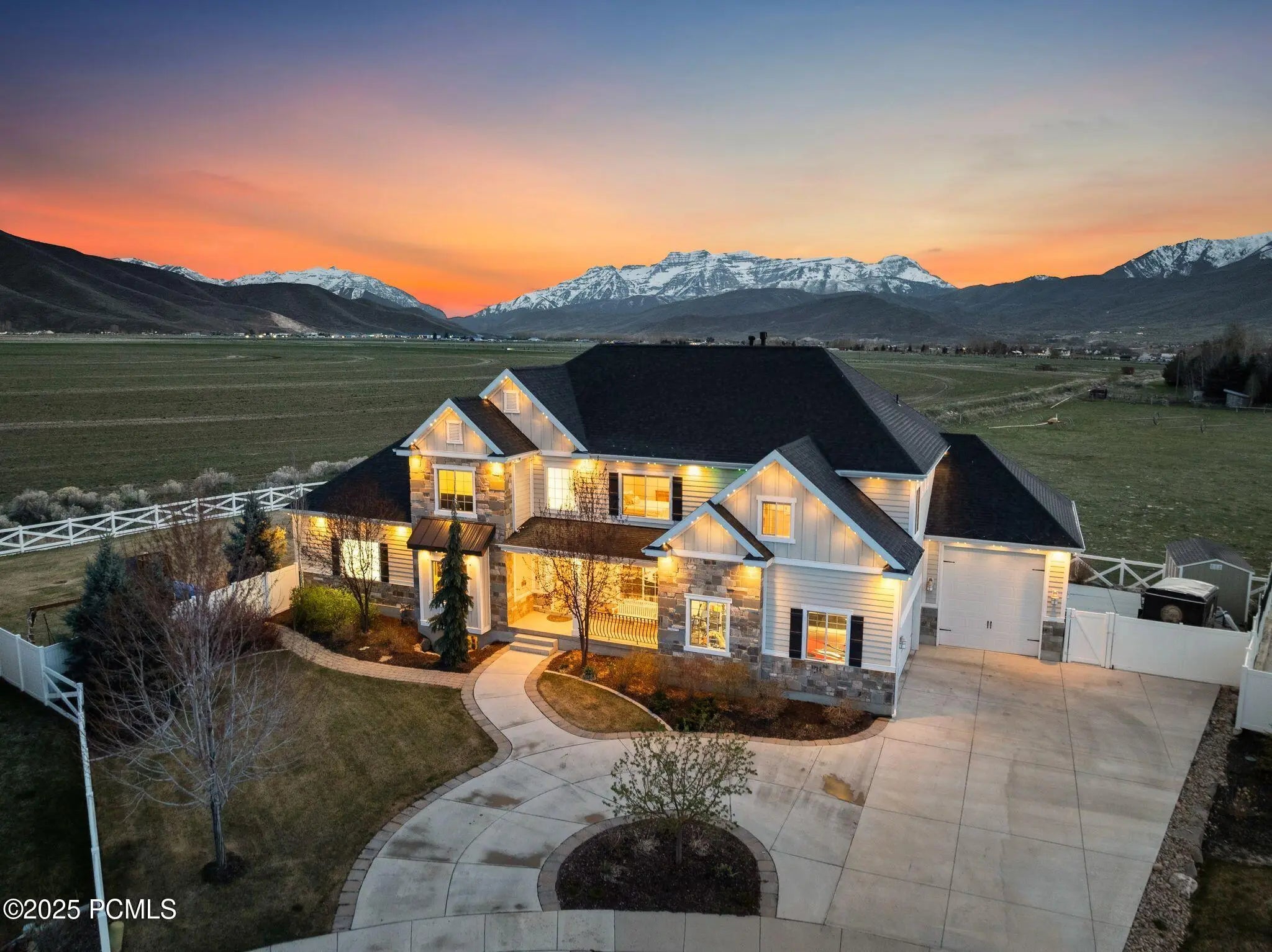 Photo of Listing #12501651