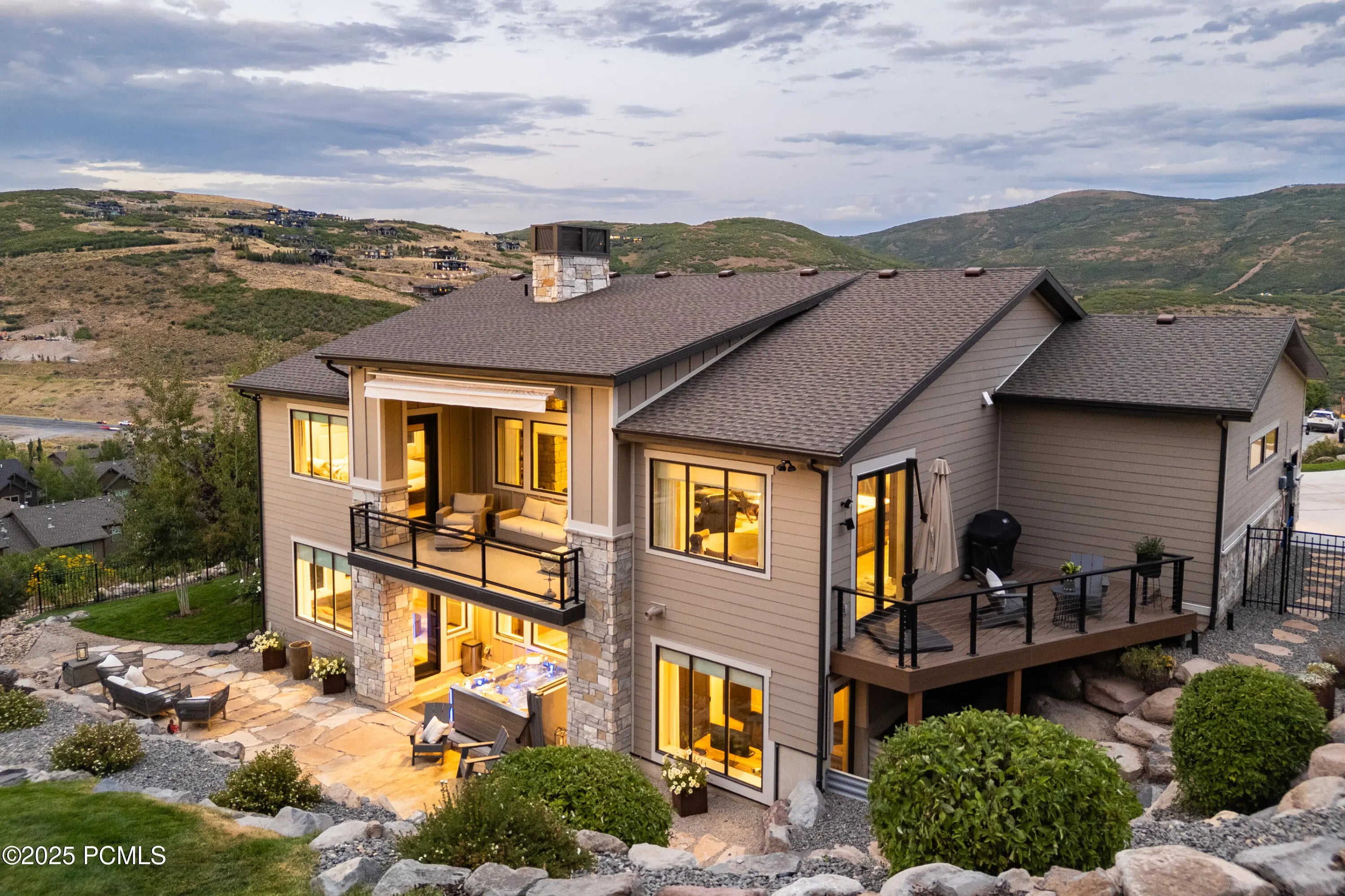 Photo of Listing #12502196