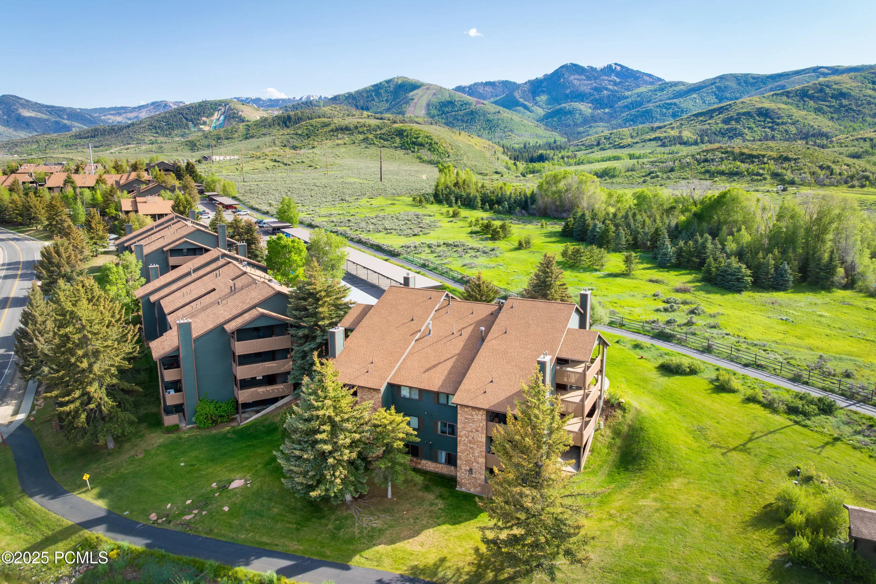 Photo of Listing #12502408