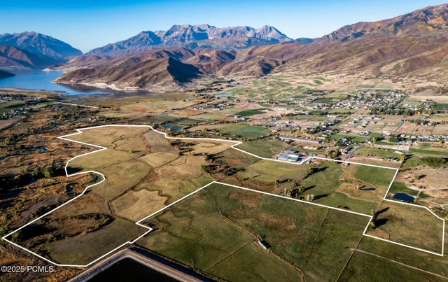 225 East 850 South, Midway