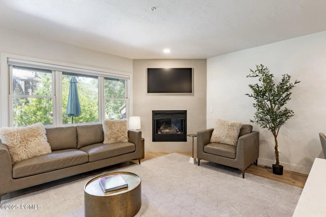 690 Deer Valley Drive Unit 11, Park City