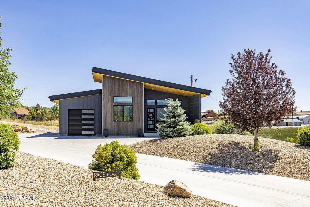 7143 N Pace Place, Park City