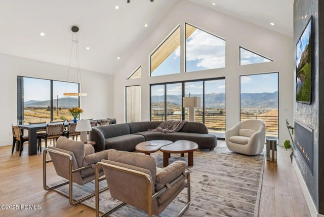 7382 Echo Lane, Park City
