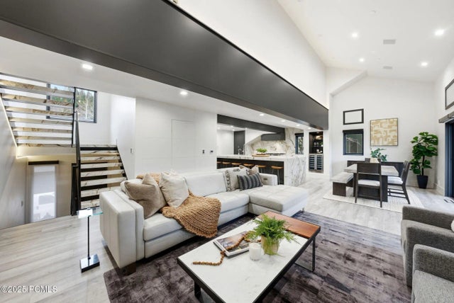 1551 Lakeside Circle, Park City