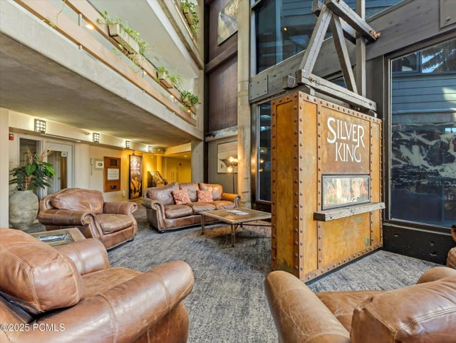 1485 Empire Avenue 218, Park City