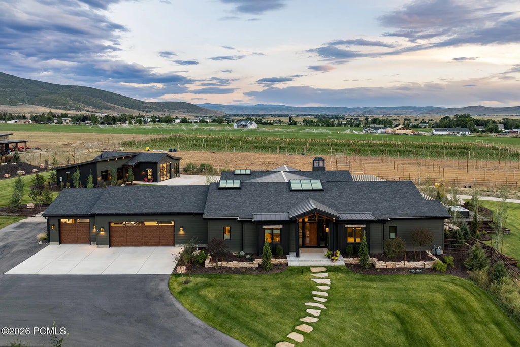307 W Lazy Acres Lane, Kamas
