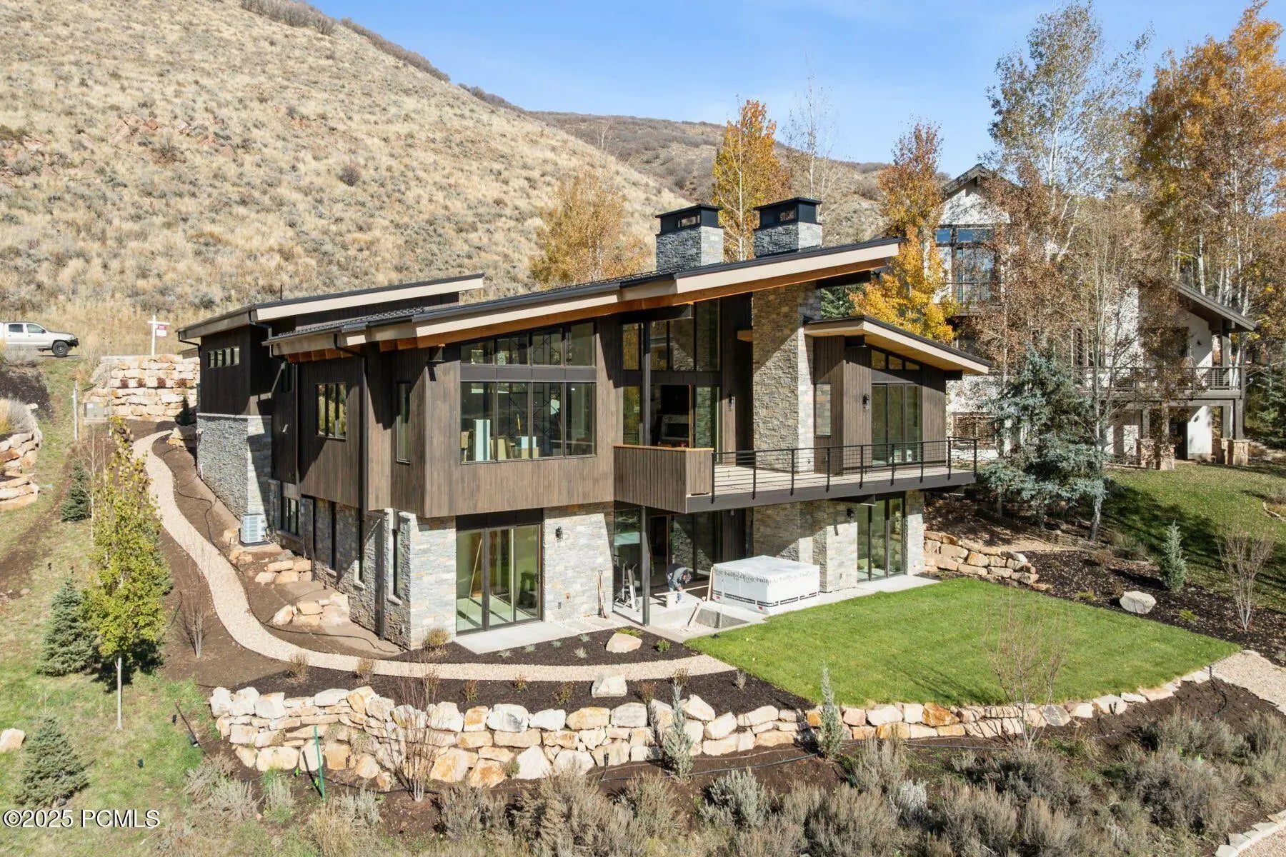 Photo of Listing #12503879