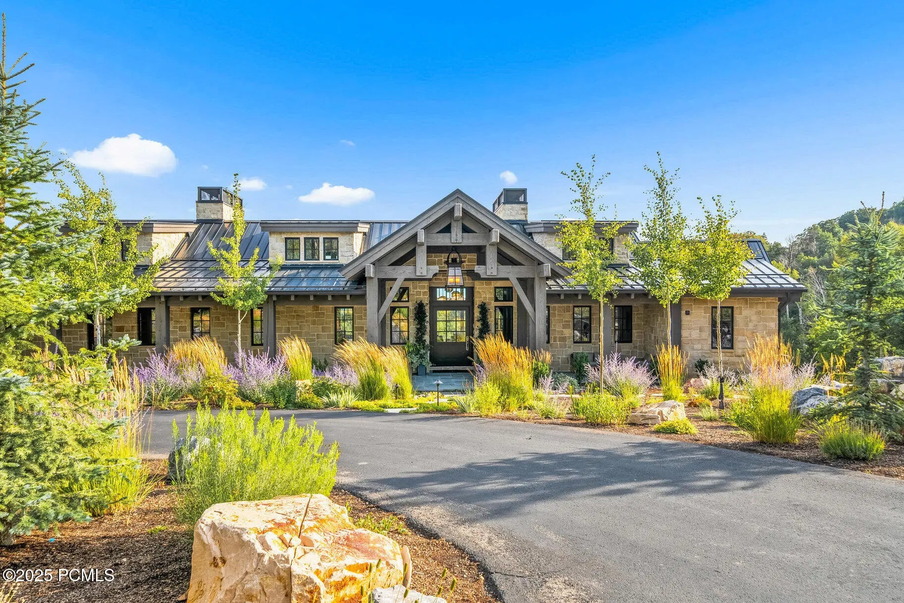 Photo of Listing #12503912